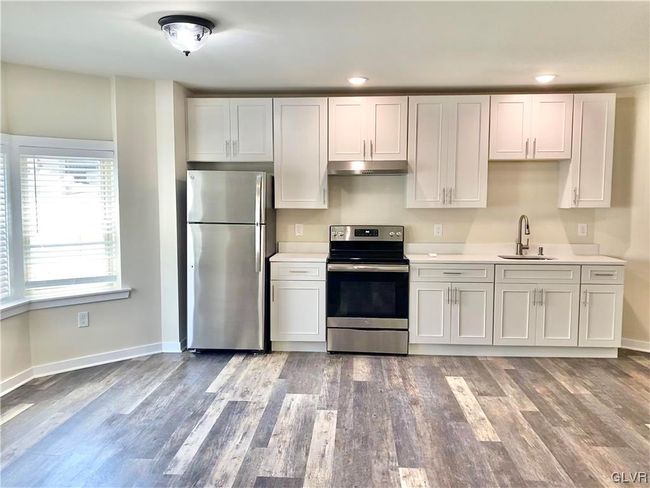 101 N 8 Th St, Condo with 7 bedrooms, 11 bathrooms and null parking in Allentown PA | Image 5