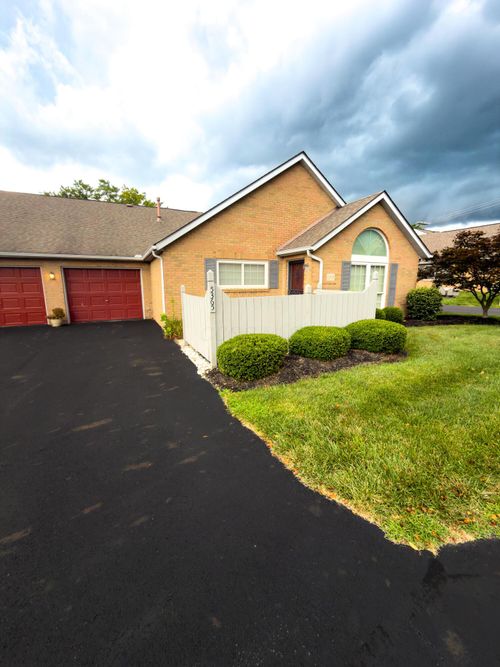5365 Pond View Dr, Westerville, OH, 43081-4829 | Card Image
