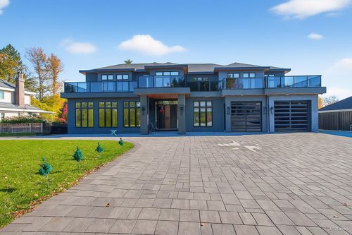 9376 164 St, Surrey, BC, V4N3C8 | Card Image