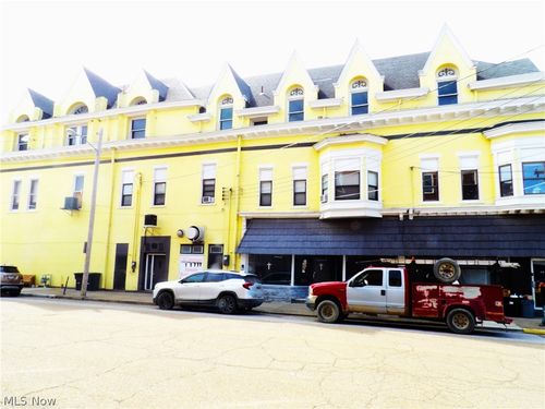 3293 Belmont St, Bellaire, OH, 43906-1520 | Card Image