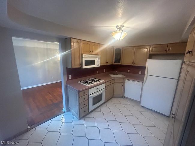 4468 Mackall Rd, Home with 3 bedrooms, 2 bathrooms and null parking in South Euclid OH | Image 7