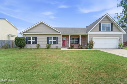 207 Bonanza Drive, Richlands, NC, 28574 | Card Image
