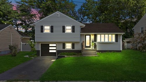 722 Lawrence Rd, Bound Brook, NJ, 08805-1108 | Card Image