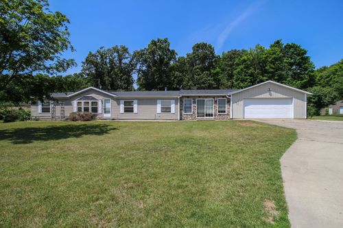 55530 County Road 653, Paw Paw, MI, 49079-9402 | Card Image