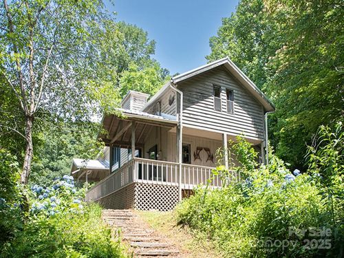 1090 Woolyshot Branch Rd, Hot Springs, NC, 28743 | Card Image