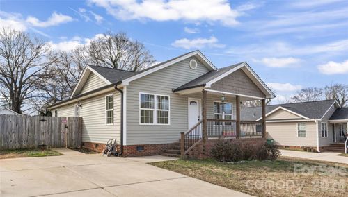 316 E Alabama Ave, Bessemer City, NC, 28016-2702 | Card Image