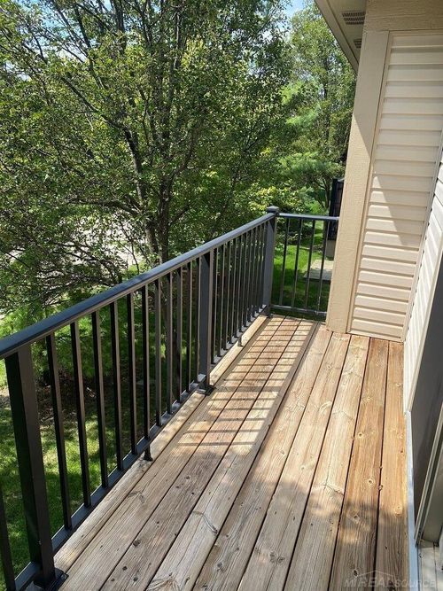 16774 Newbury Ave, Macomb, MI, 48044-4097 | Card Image