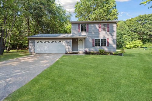 2845 Fairway Dr, Dorr, MI, 49323-9598 | Card Image