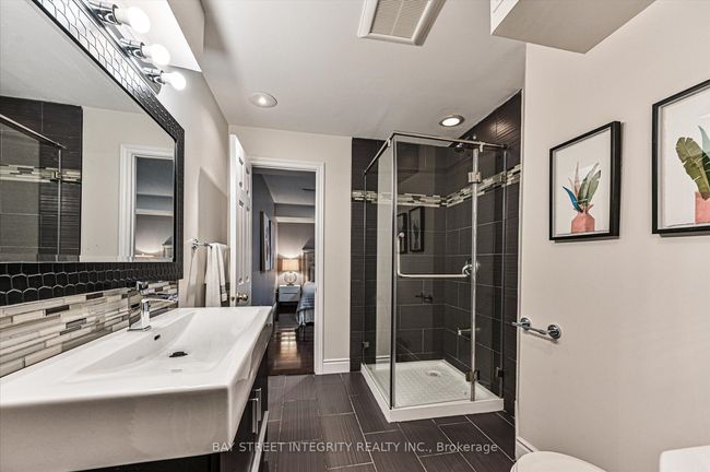 70 Macrill Rd, House other with 5 bedrooms, 5 bathrooms and 5 parking in Markham ON | Image 41