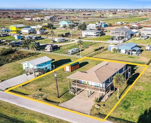 970 Wommack, Crystal Beach, TX, 77650 | Card Image