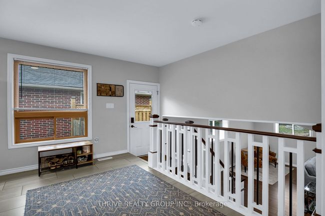 24 Portsmouth Rd, House other with 3 bedrooms, 2 bathrooms and 2 parking in London ON | Image 7