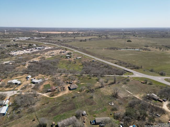 17423 Fx Ball Dr, House other with 1 bedrooms, 3 bathrooms and null parking in Elmendorf TX | Image 27