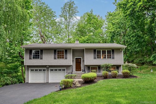 254 Furnace Dock Rd, Cortlandt Manor, NY, 10567-6508 | Card Image