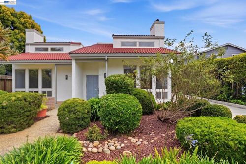 2013 Dolphin Dr, Aptos, CA, 95003 | Card Image