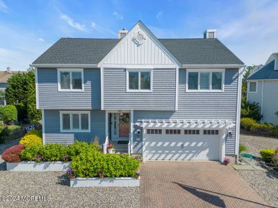 106 Glimmer Glass Circle, House other with 4 bedrooms, 2 bathrooms and null parking in Manasquan NJ | Image 1