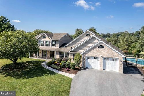 3297 Saint Georges Ct, Hampstead, MD, 21074-1154 | Card Image