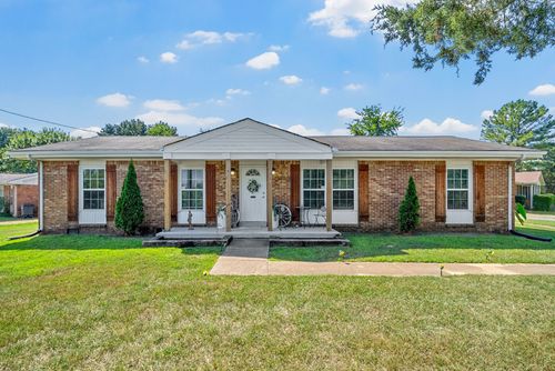 284 Lafayette Rd, Clarksville, TN, 37042-4207 | Card Image