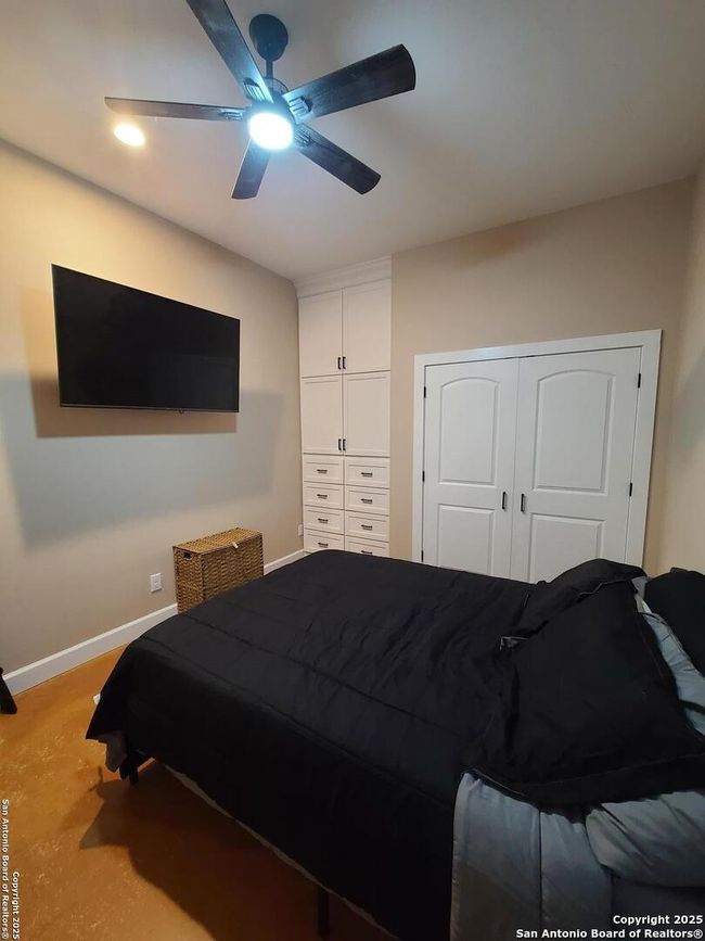 301 Pickford St, House other with 2 bedrooms, 1 bathrooms and null parking in Sabinal TX | Image 17