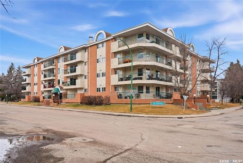 402-301 Cree Crescent, Saskatoon, SK, S7K7Y3 | Card Image
