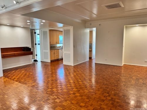 1207ph2-1333 Heulu St, Honolulu, HI, 96822-3066 | Card Image