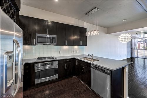 511-353 E Bonneville Ave, Las Vegas, NV, 89101-6657 | Card Image