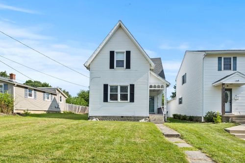 312 W 9th St, Marysville, OH, 43040-1505 | Card Image