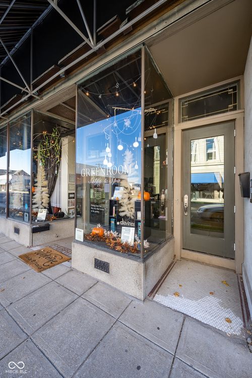 201-12 E Washington St, Greencastle, IN, 46135-1545 | Card Image