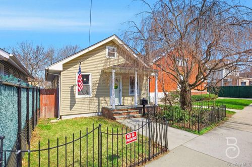 207-09 48th Ave, Oakland Gardens, NY, 11364-1101 | Card Image