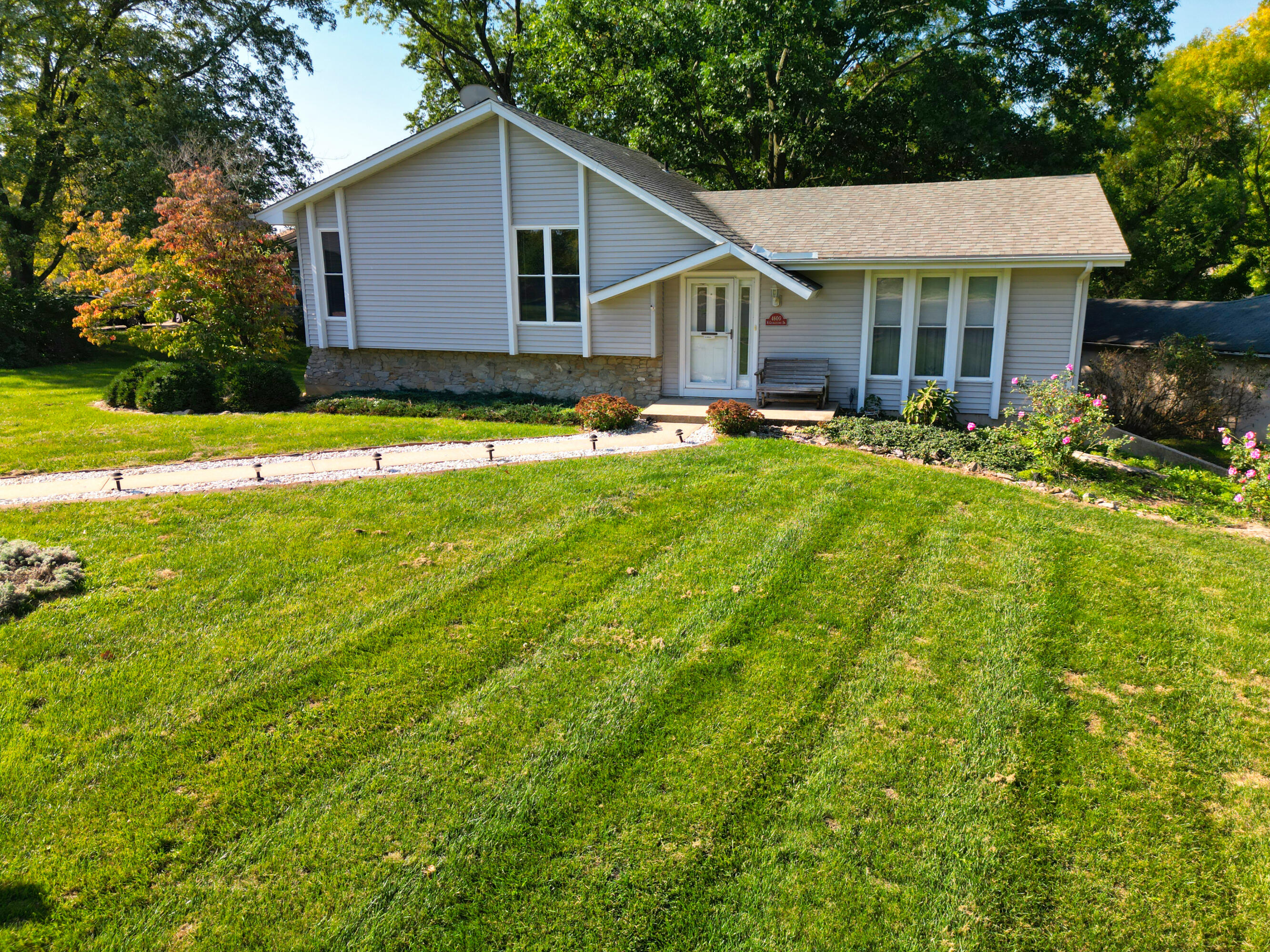 Georgetown Dr, Columbia, MO 65203