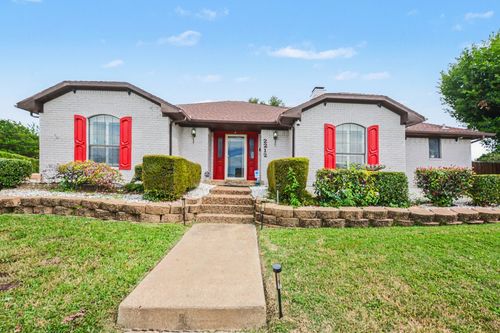 2212 Southern Ct, Carrollton, TX, 75006-1917 | Card Image
