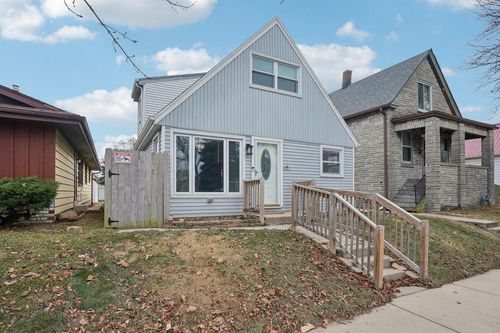 3937 E Squire Avenue, Cudahy, WI, 53110 | Card Image