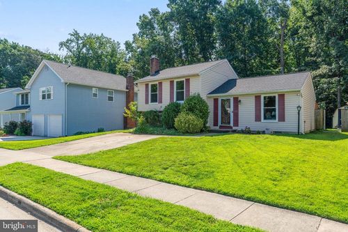 7627 Fallswood Way, LORTON, VA, 22079-1729 | Card Image