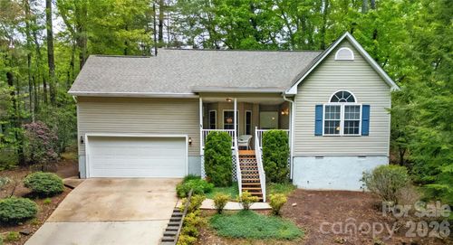 61 Autumn Glen Ct, Brevard, NC, 28712-9156 | Card Image