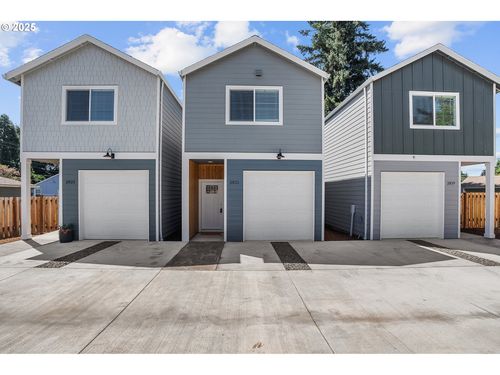 2821 Se 145th Ave, Portland, OR, 97236-2646 | Card Image