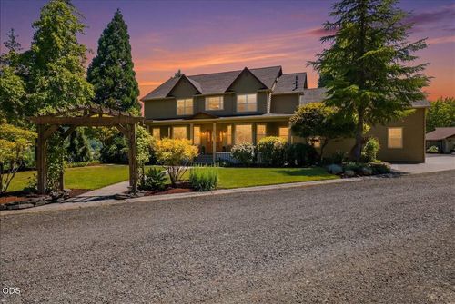 106 Green Valley Rd, Oakland, OR, 97462-9592 | Card Image