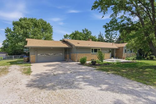 202 W Virginia Rd, Andover, KS, 67002-9517 | Card Image