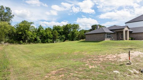 2125 Christine Dr, Granbury, TX, 76048-6409 | Card Image