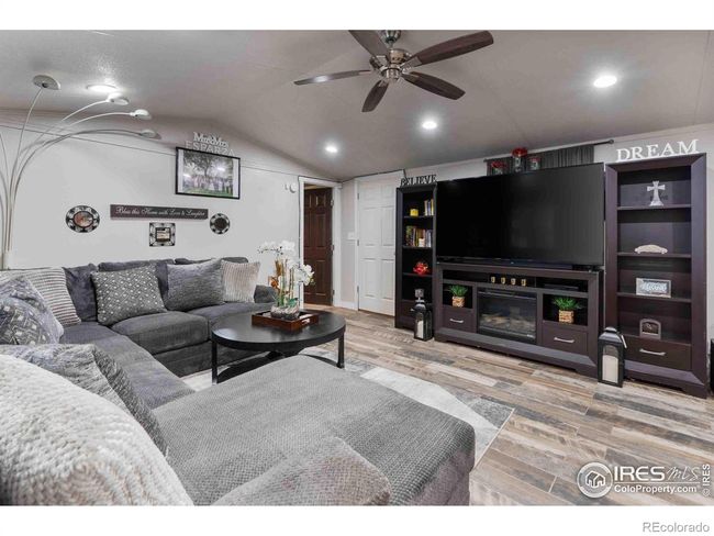 4501 Casa Grande Dr, House other with 2 bedrooms, 2 bathrooms and 2 parking in Greeley CO | Image 9