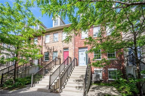 5 Whitehaven Lane, Kitchener, ON, N2H0B3 | Card Image