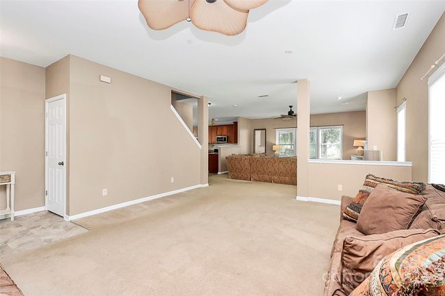 Living/Dining | Image 14