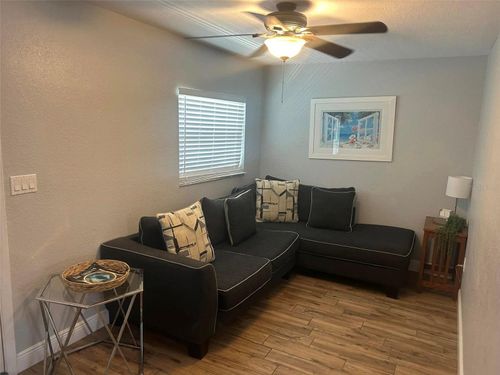 apt-2-2807 41st Ave N, ST PETERSBURG, FL, 33714-4543 | Card Image