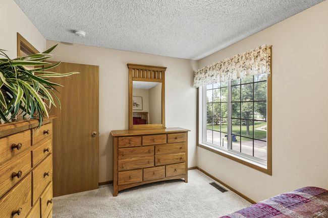 104 - 15548 Float Ln, Townhouse with 3 bedrooms, 1 bathrooms and null parking in Apple Valley MN | Image 11