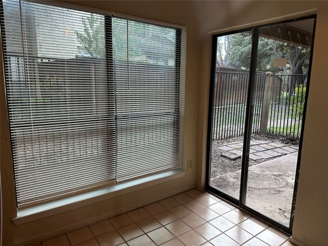 Entryway featuring tile patterned floors | Image 12