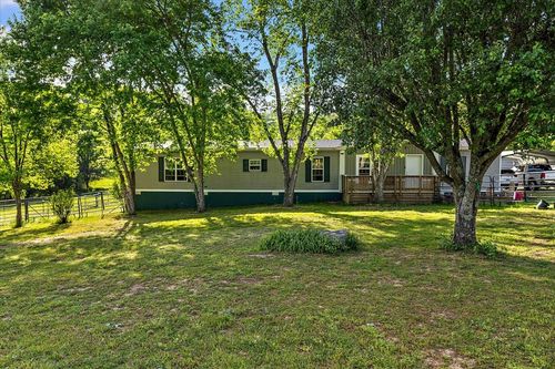 521 Hiwassee Rd, Lebanon, TN, 37087-9213 | Card Image