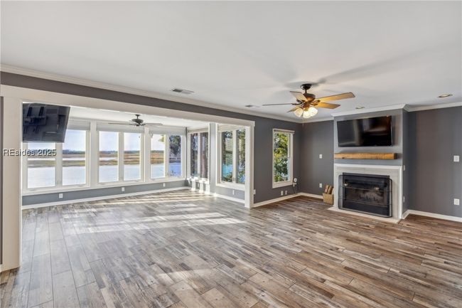 SECOND FLOOR DINING ROOM / SITTING ROOM | Image 37