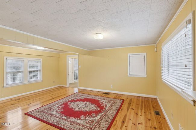 20-web-or-mls-Rogers Rd-020 | Image 34