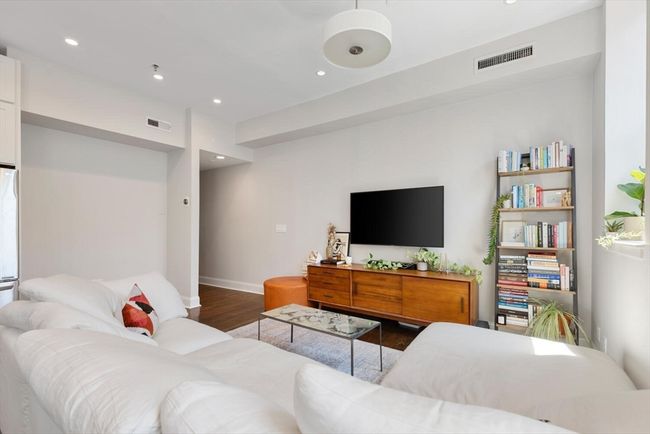 APT-2D - 5 Appleton St, Condo with 2 bedrooms, 1 bathrooms and null parking in Boston MA | Image 11