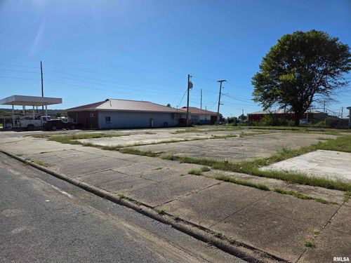 149 N Lincoln Blvd W, Shawneetown, IL, 62984 | Card Image