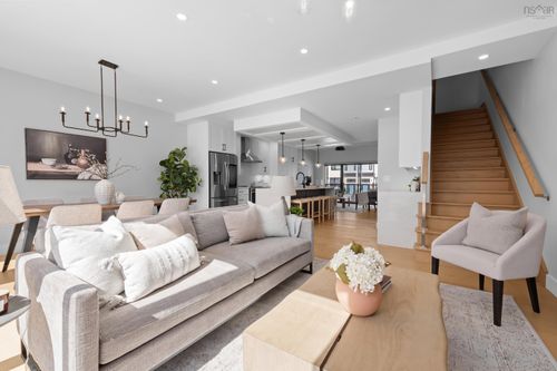 8 Trekker Dr, Bedford, NS, B4B2K7 | Card Image