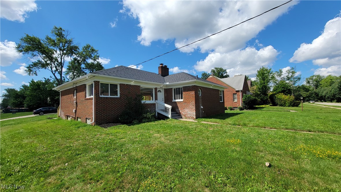 Gladstone Rd, Beachwood, OH 44122